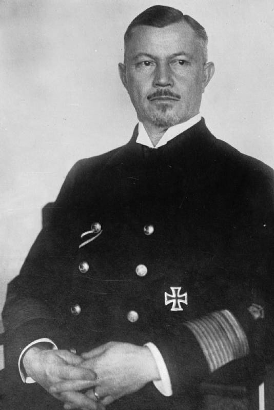 Вице-адмирал Р. Шеер